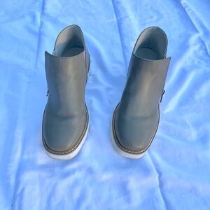 Yellow Box Gray Ankle Boots